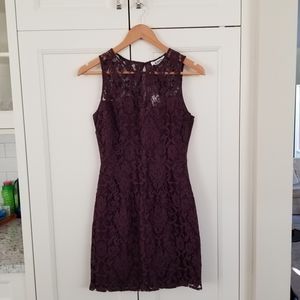 BB DAKOTA Lace Sweetheart Mini Sheath Dress